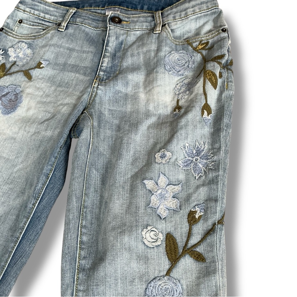 Time and Tru Light Blue Embroidered Boyfriend Jeans - Picture 3 of 8
